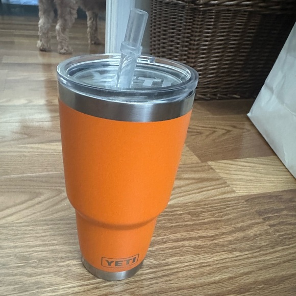 YETI “Rambler” 30 oz - Picture 1 of 4